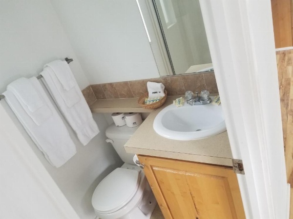 Paradise Cove RV Resort & Marina image 19